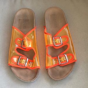 LOVES83 Orange Slides